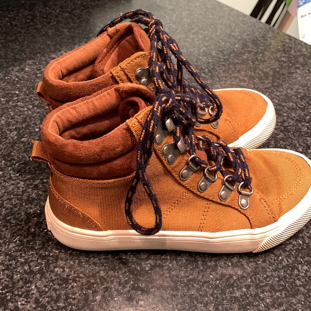 Old Navy boots, size 13
